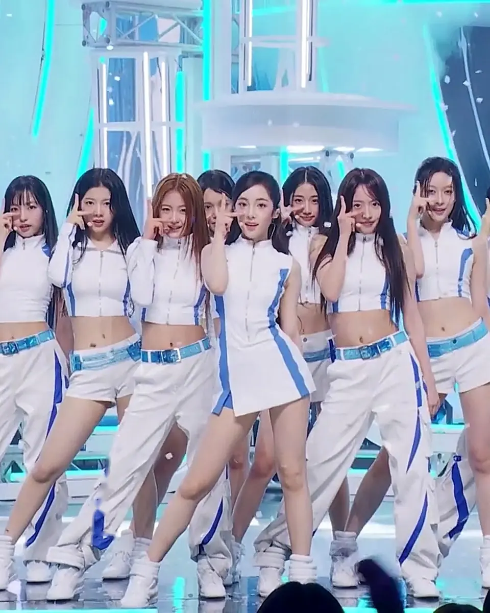마지막 대형, 긴바지·반바지 교차