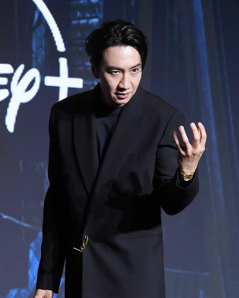 버블 밖으로 이어지는 이야기