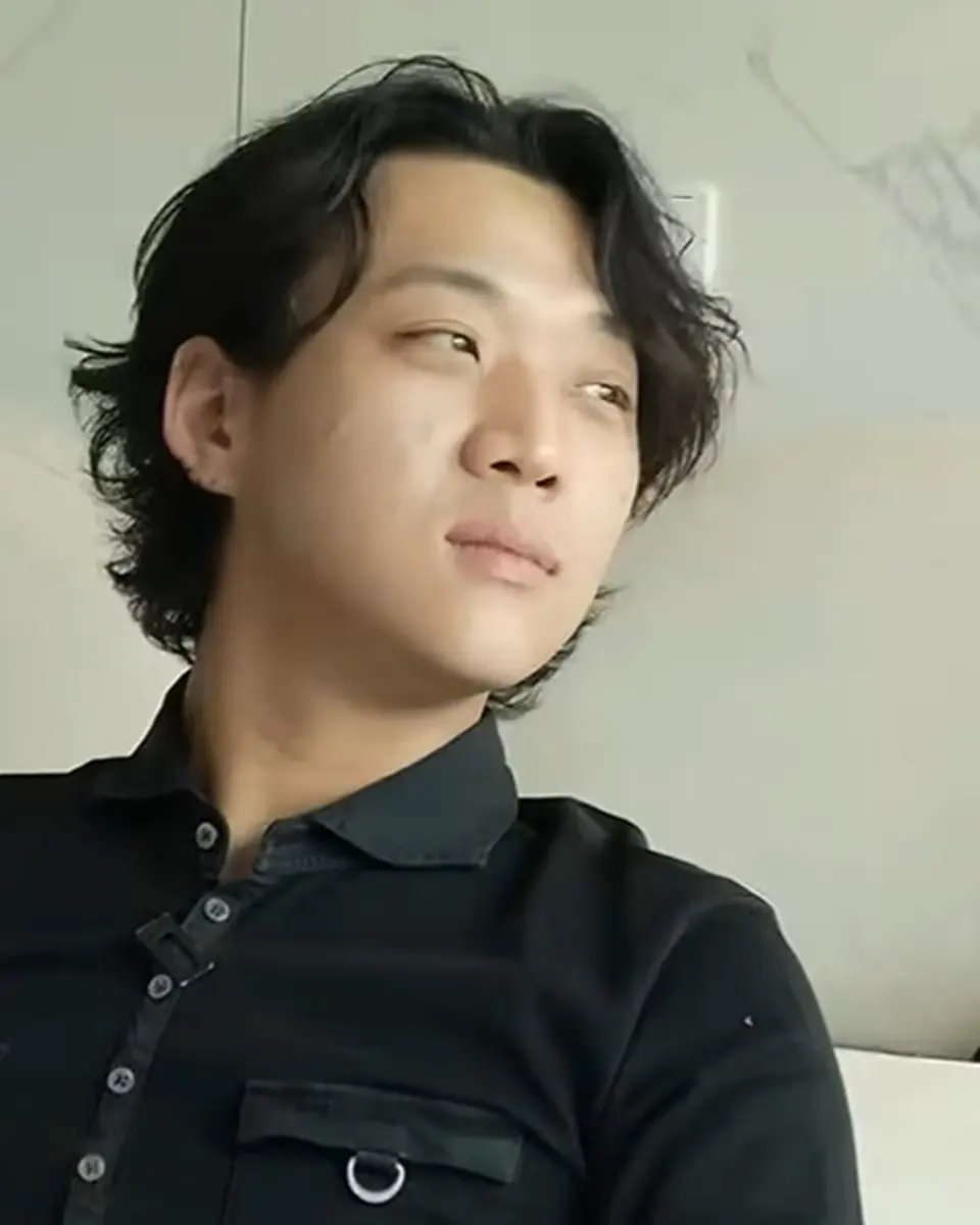 닷새 뒤, 불륜 폭로